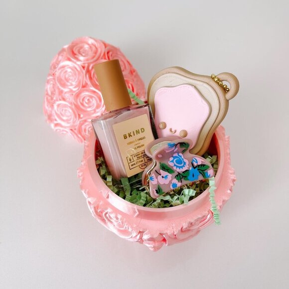 Large Rose-Covered Easter Eggs โ Handcrafted Party Favors, Spring Decor, Wedding - Picture 11 of 11